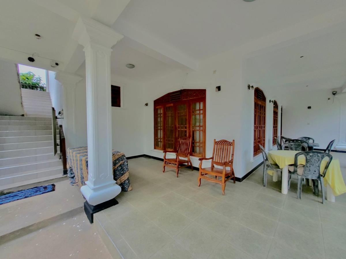 Riverwood Villa 韦利格默 外观 照片
