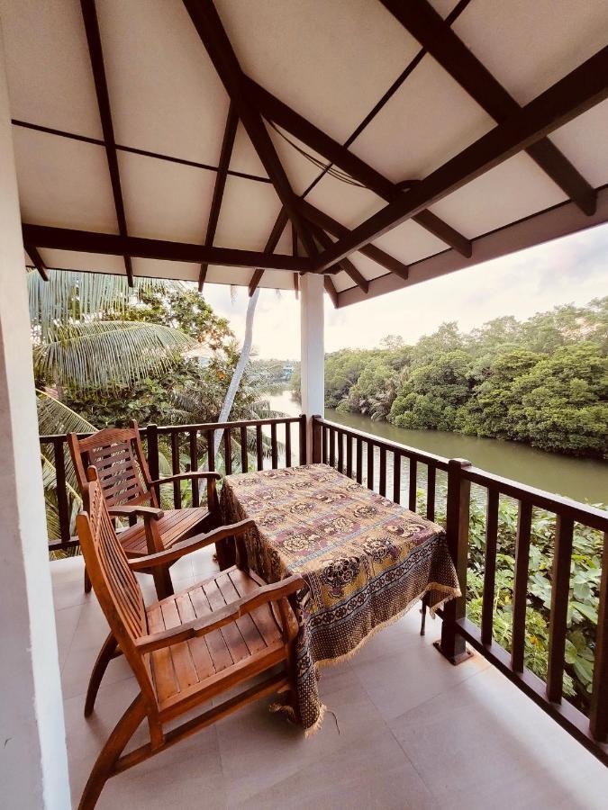 Riverwood Villa 韦利格默 外观 照片